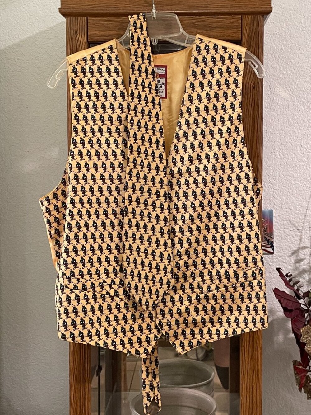 Vintage Matching MARVIN THE MARTIAN Silk Tie and Vest
